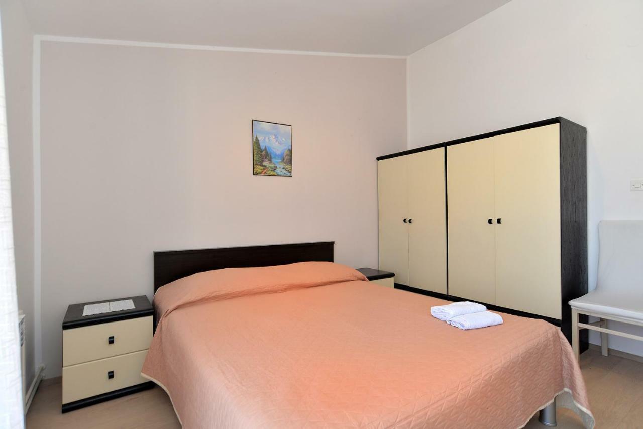 Apartment Gracijela 827 Medulin Exterior photo